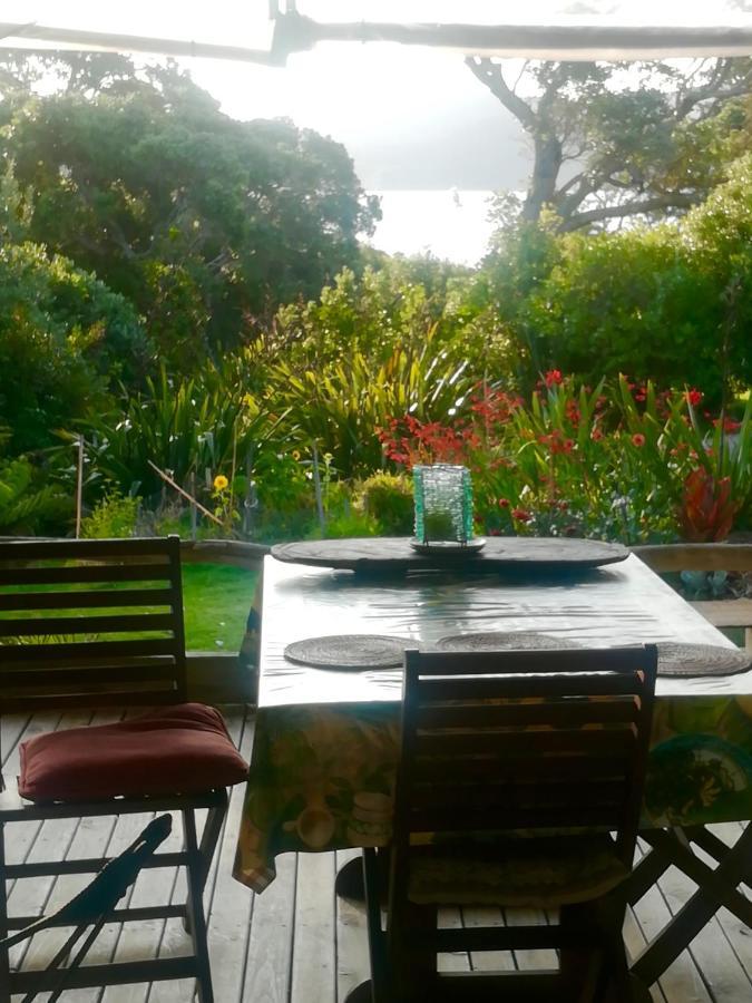 مبيت وإفطار Tryphena Mulberry Grove Retreat المظهر الخارجي الصورة